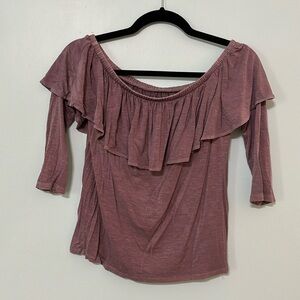 Cute top from AE, size S. Very lightly worn, perfect condition